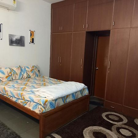 The English Gaon 4 Bhk Бхопал Екстер'єр фото